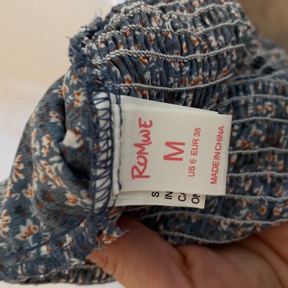 Romwe Blue Floral Off Shoulder Cinched Coquette Crop‎ Top M - Picture 4 of 4